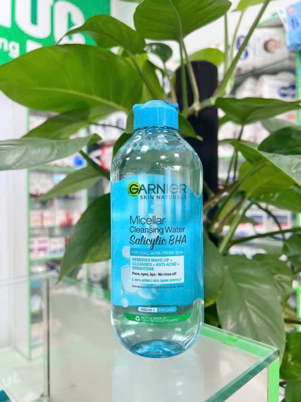 Nước tẩy trang Garnier Micellar Cleansing Water Salicylic BHA 400ml